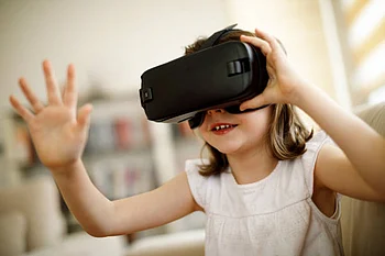 How Dubai uses VR headsets to help kids relax during treatment