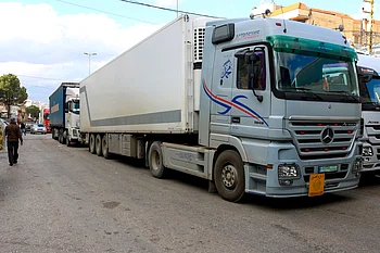 Lebanon, Jordan seek solutions after Damascus bans non-Syrian trucks