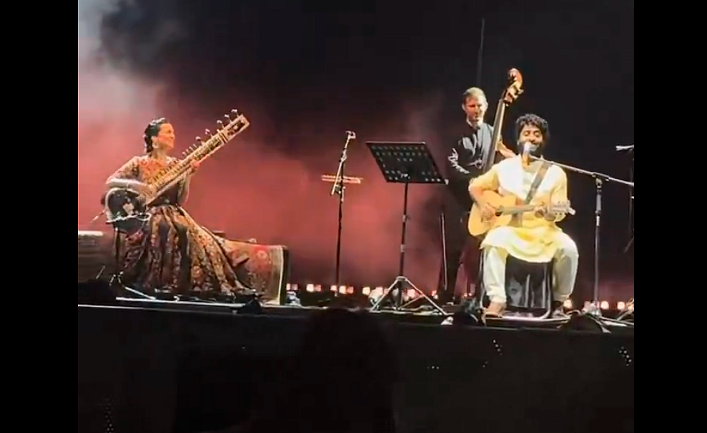Look: Arijit Singh thanks Anoushka Shankar in first post after quitting Bollywood