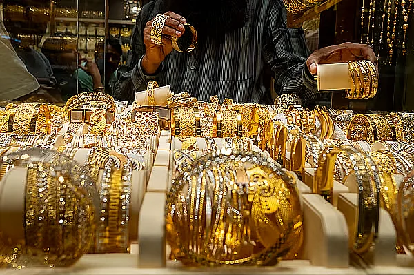 Dubai: Gold prices continue to trade high, 24K above Dh600 per gram