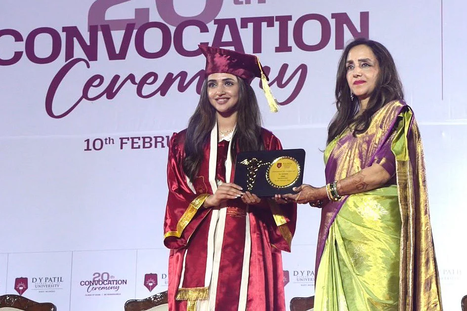 भारतीय अभिनेत्री श्रीलीला डॉक्टर बनने के लिए पढ़ाई और शोबिज के बीच संतुलन बनाती हैं