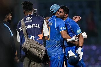 UAE gets first win in T20 World Cup with 5-wicket victory over Canada