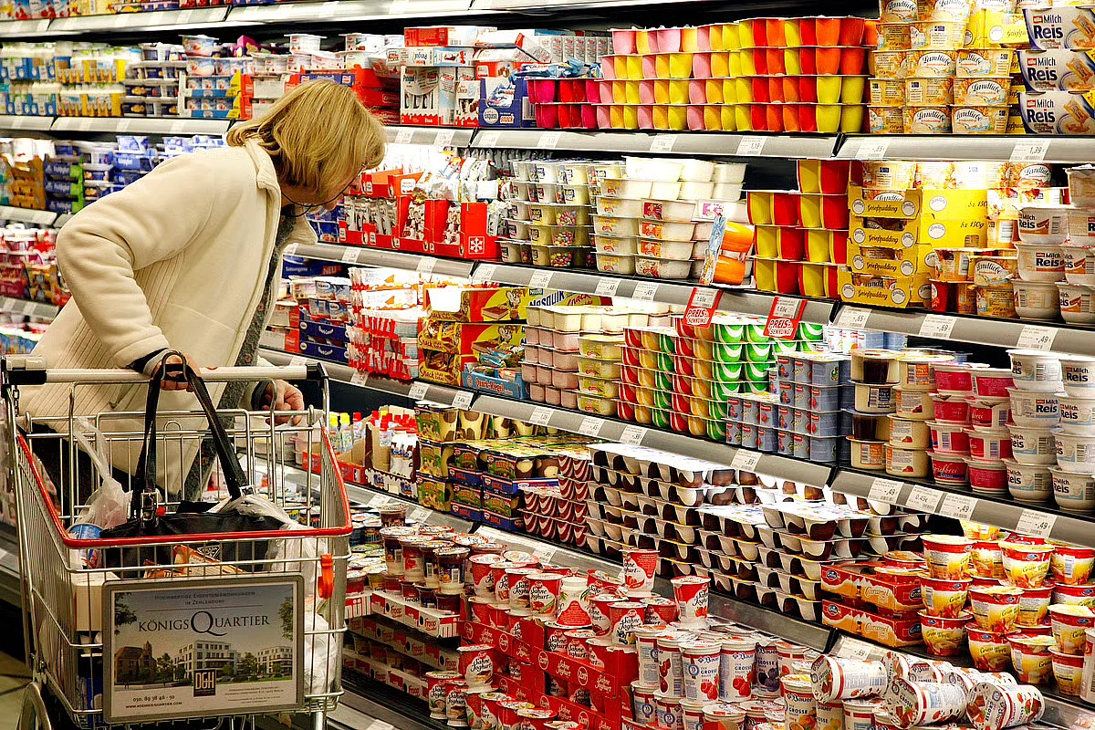 UAE steps up food price hike monitoring after 7,702 violations last year