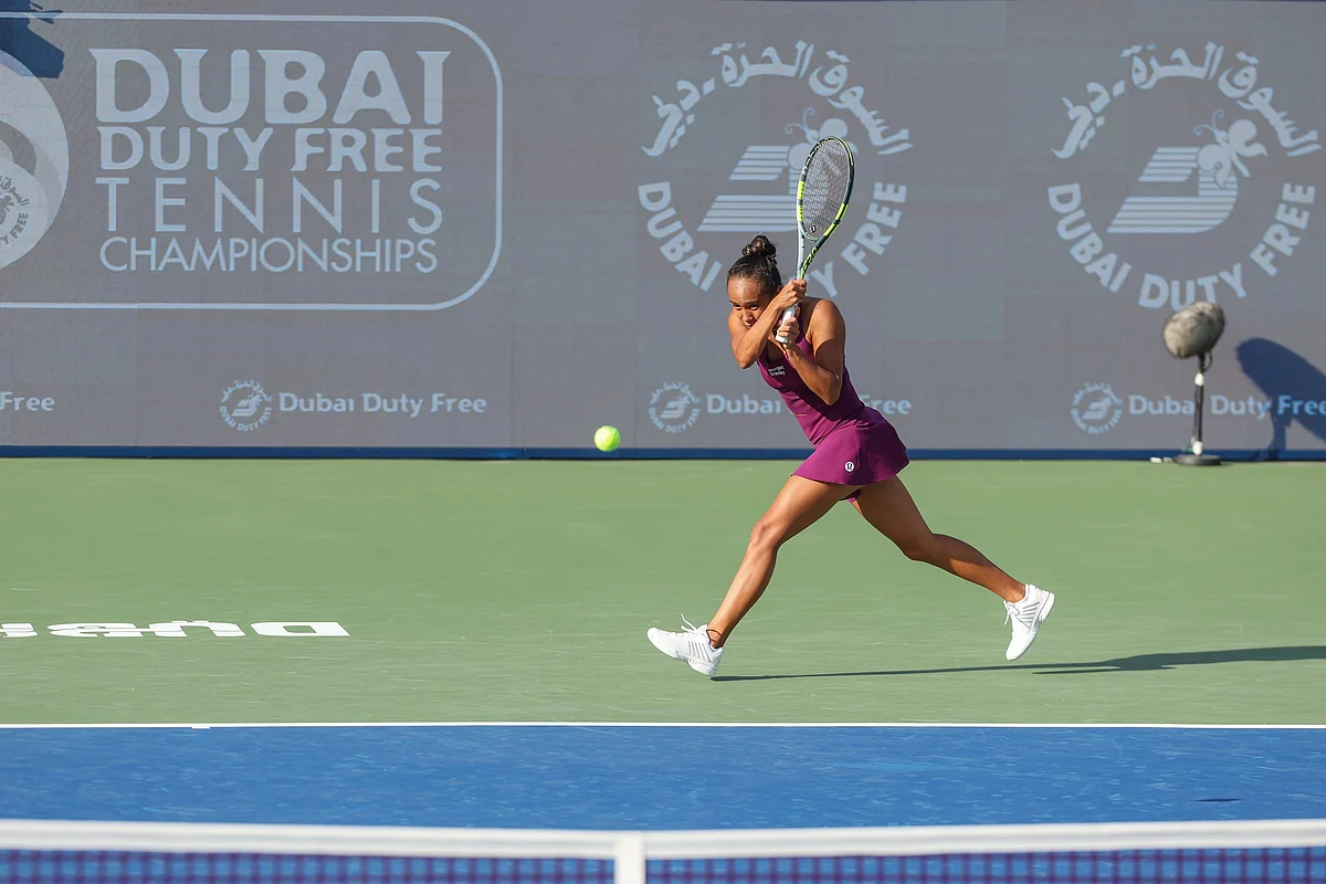 Home favourites advance at Dubai Duty Free Tennis Championships