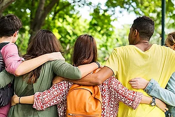 Can teenagers get summer jobs in UAE? What law says