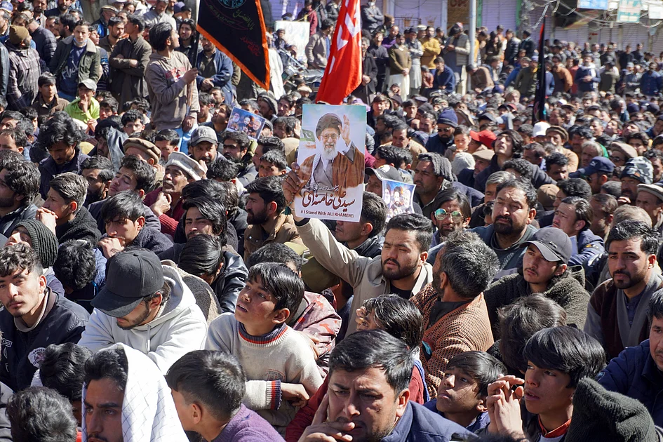 Death toll rises to 25 at Pakistan's pro-Iran protests after Khamenei’s ...