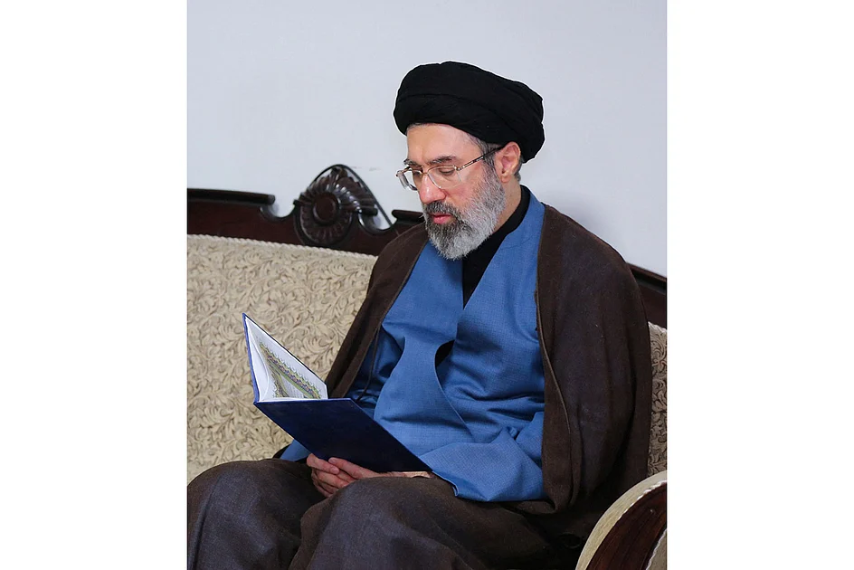Der Sohn des ermordeten iranischen Obersten Führers Khamenei gilt als ...