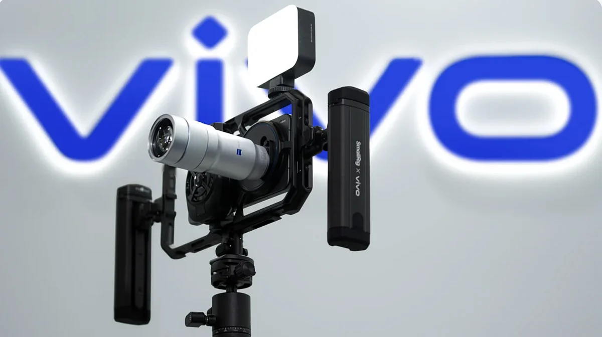 Vivo X300 Ultra revealed at MWC 2026 with massive 400mm lens