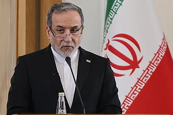 Iran's top diplomat says Iran, not Trump, will elect new leader