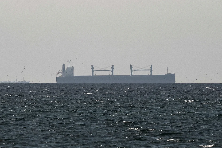 India-flagged tankers pass through Strait of Hormuz amid regional conflict