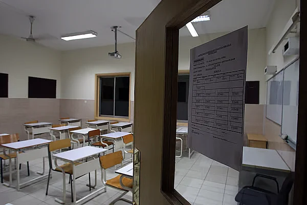 How will students in UAE be assessed as Grade 10 CBSE exams stand cancelled?