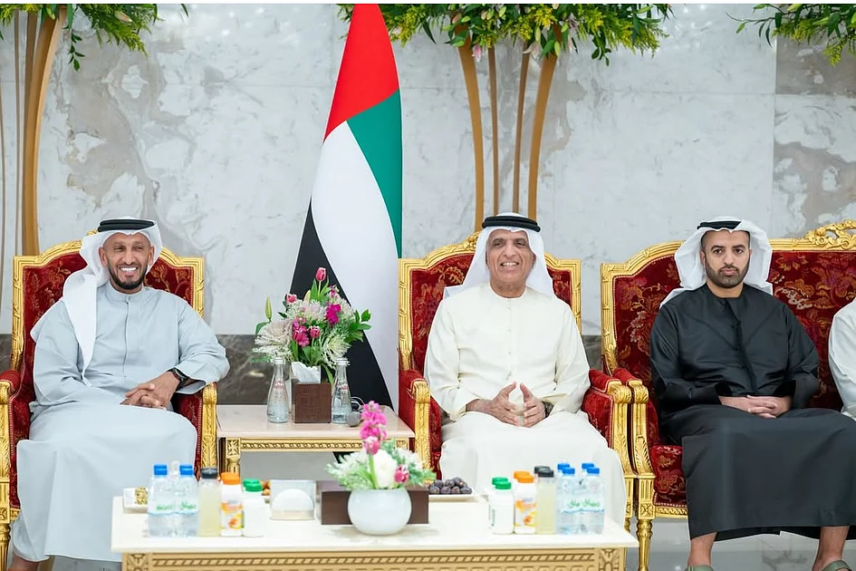 Der Herrscher von Ras Al Khaimah lobt die Führung von Scheich Mohammed und ...