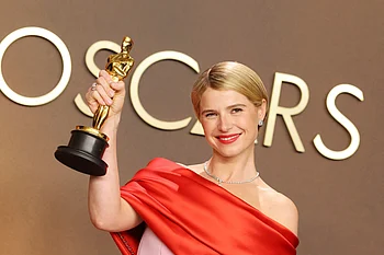 Oscars 2026: Jessie Buckley wins first honour for playing Shakespeare's wife in 'Hamnet'