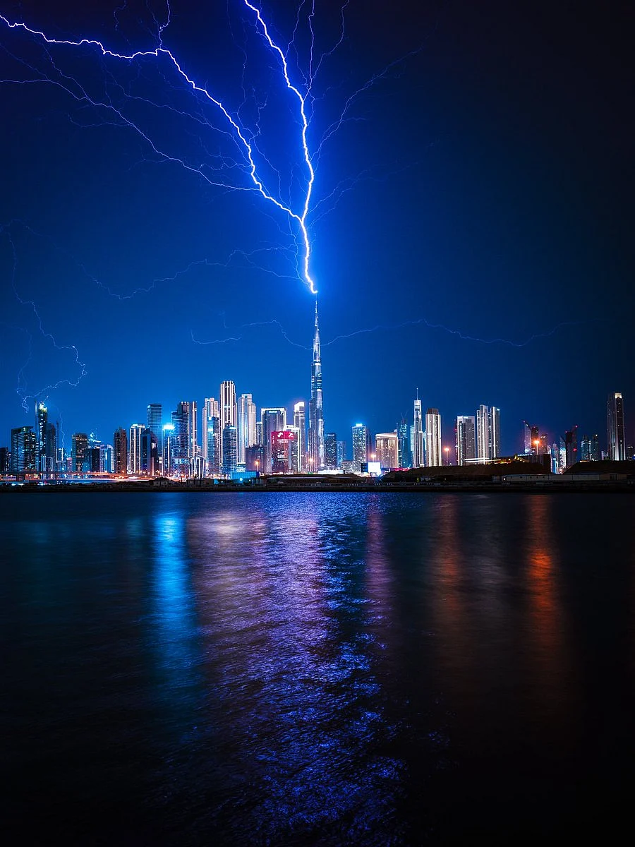 Look: Thunderstorms sweep UAE as heavy rain, lightning leave residents in awe