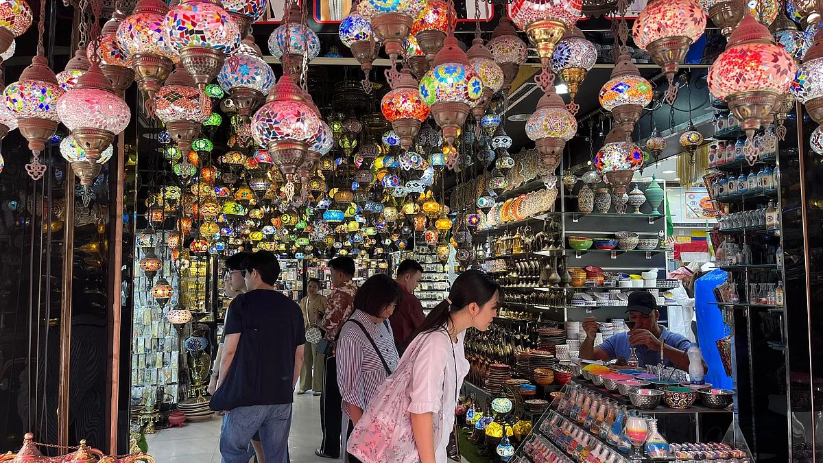 khaleejtimes.com - Hind Aldah - UAE tourism preparing to 'take-off' in months ahead, says minister