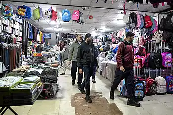 Pakistan announces power cuts in bid to control energy prices