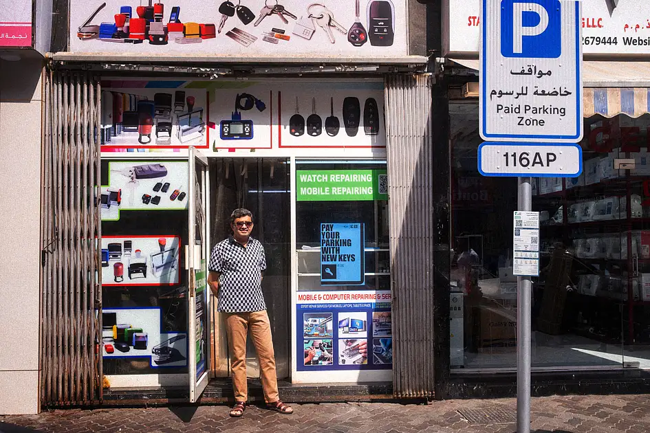 Kostenlos einkaufen und parken: Autofahrer in Dubai sparen Parkgebühren in ...