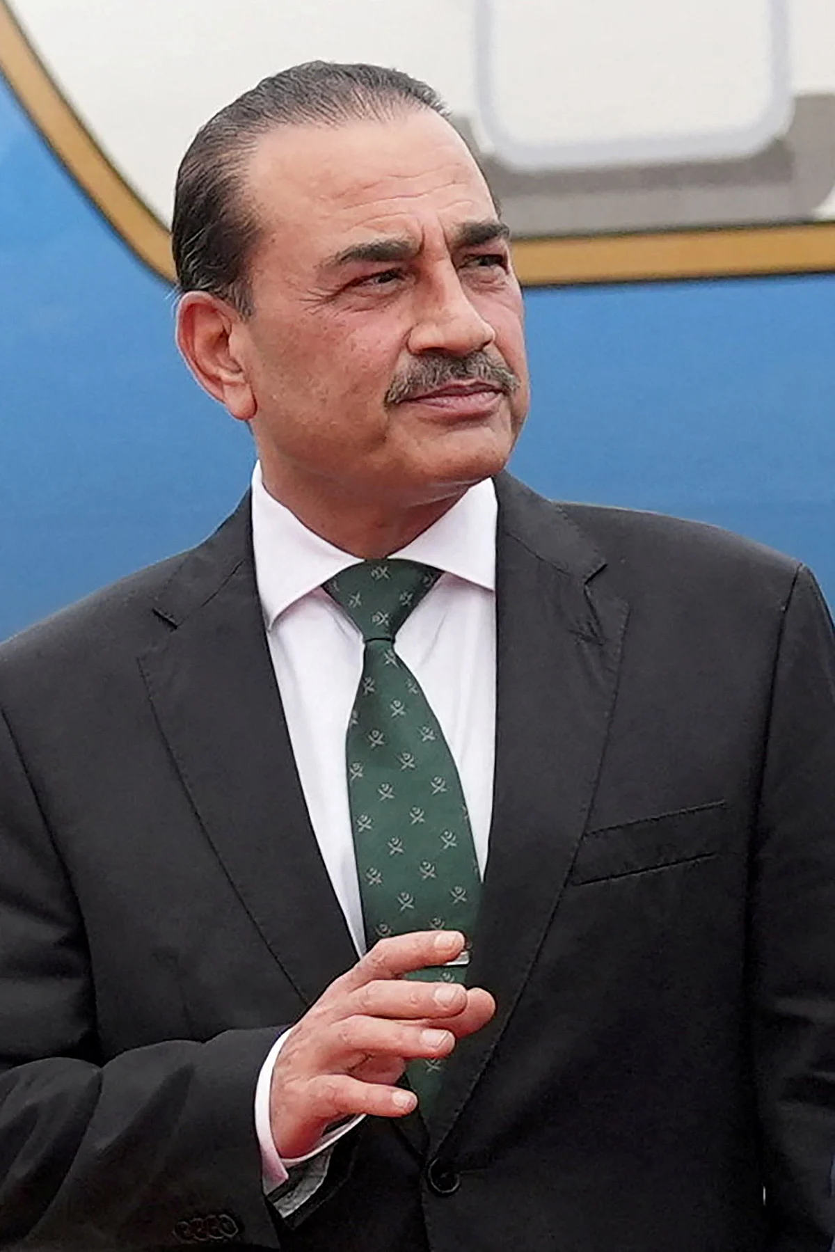 Pakistan Army Chief reach Iran to convey US message, plan second round of talks