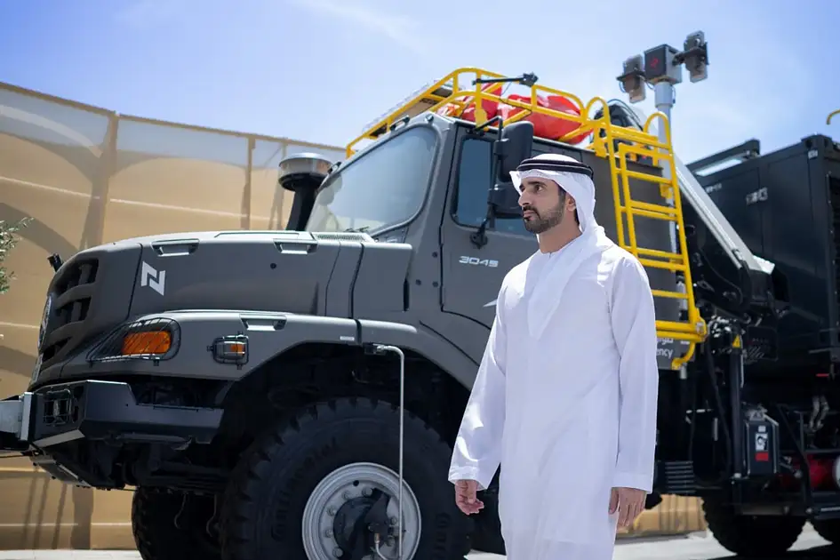 Sheikh Hamdan reviews Dubai's emergency response vehicle, smart bus ...
