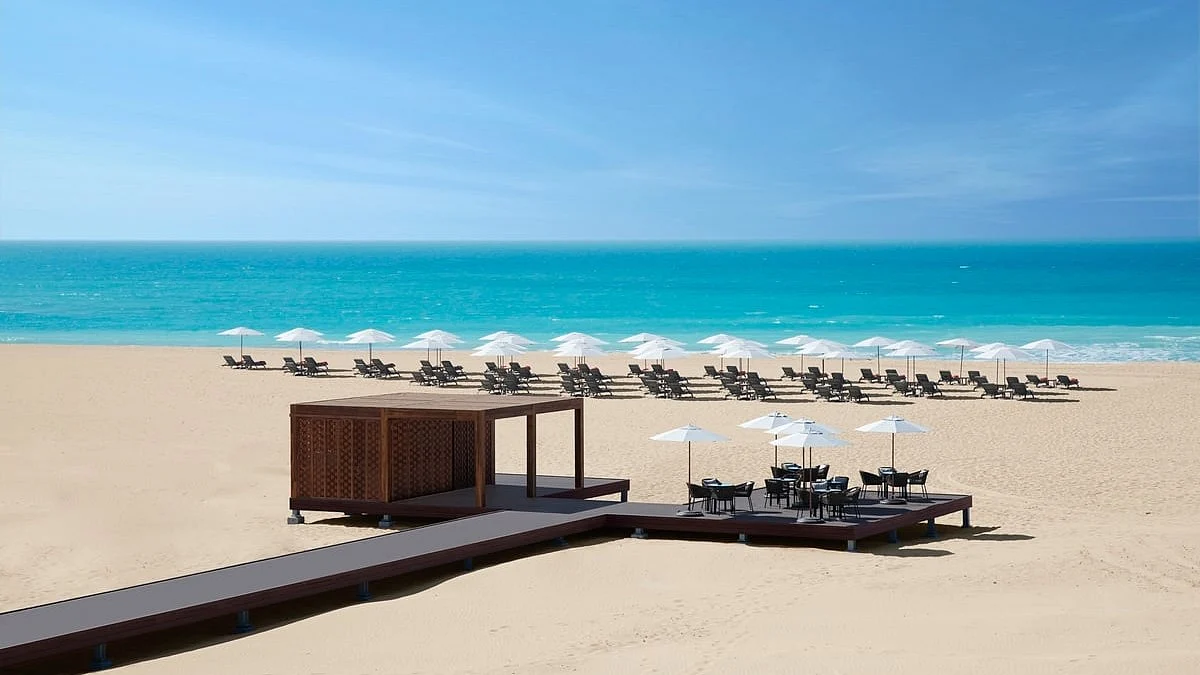 Look at the beach at the Saadiyat 