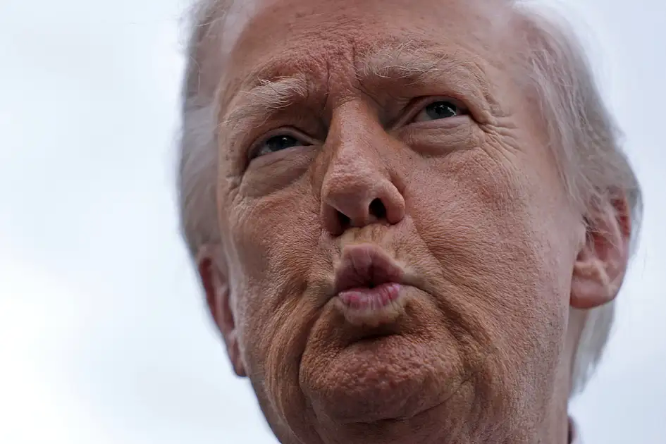 Muttergesellschaft von Trumps „Truth Social“ meldet 400 Millionen Dollar ...