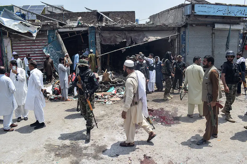 Pakistan suicide bombing kills at least nine, injures 34: Police