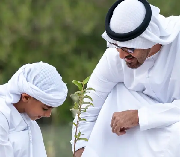 In his early years, Sheikh Mohamed received a full education in understanding the land, its plants, its animals and its biological diversity