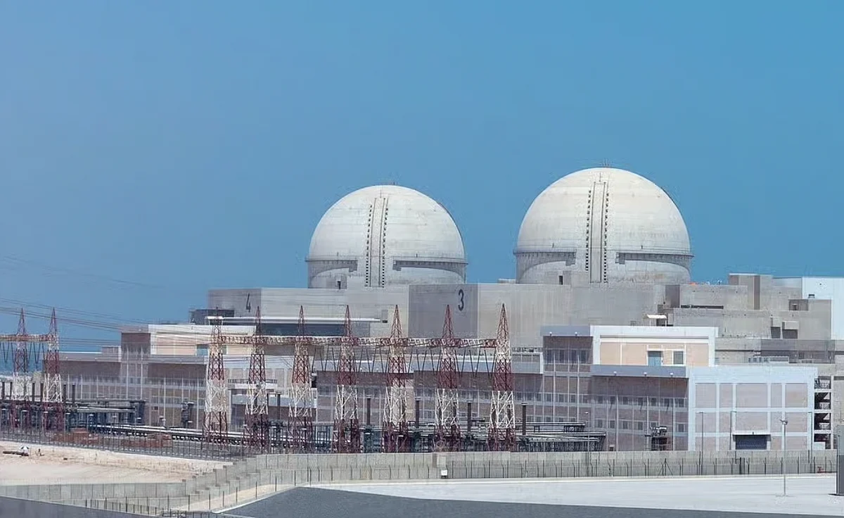 Abu Dhabi responds to drone-linked fire near Barakah nuclear plant