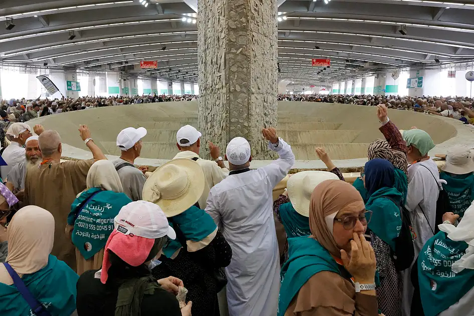 ‘I am no shaitan’: Hajj pilgrim’s reaction during devil-stoning ritual ...