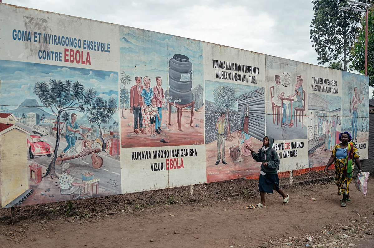 UAE suspends new visa issuance for nationals of 3 Ebola-hit countries