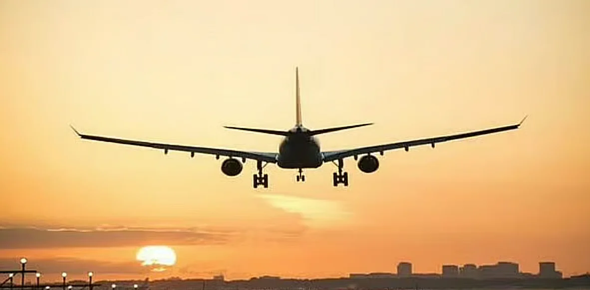 Airlines' profits to halve in 2026 due to Middle East war, h