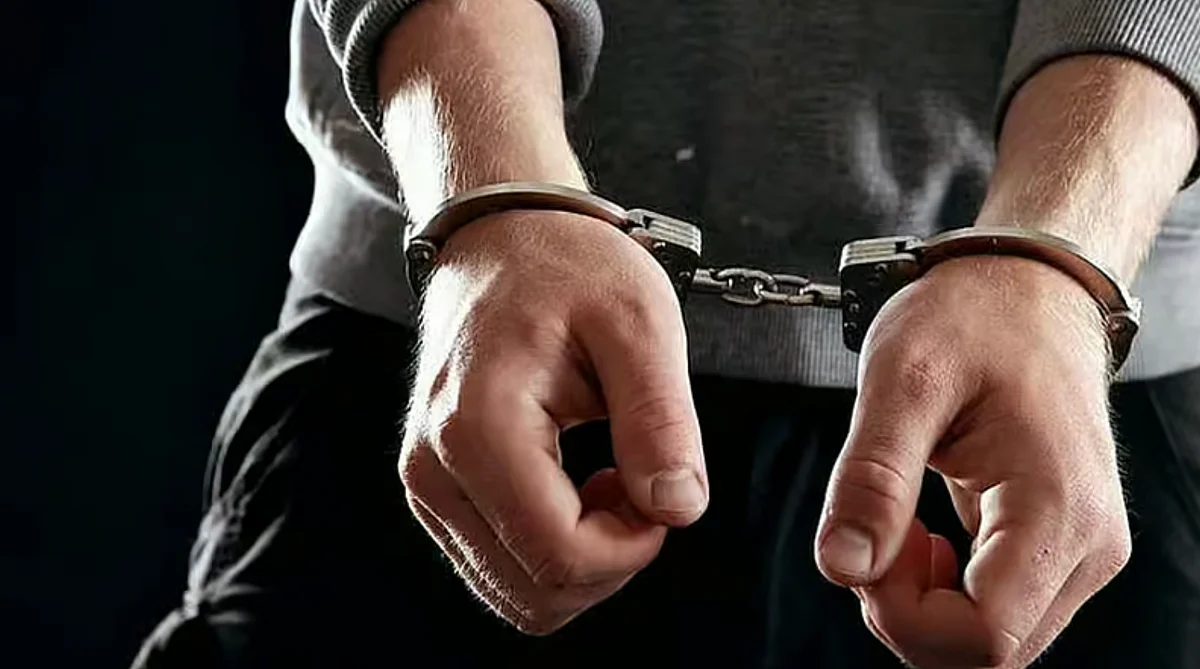 Syria arrests two former Assad officials accused of war crim