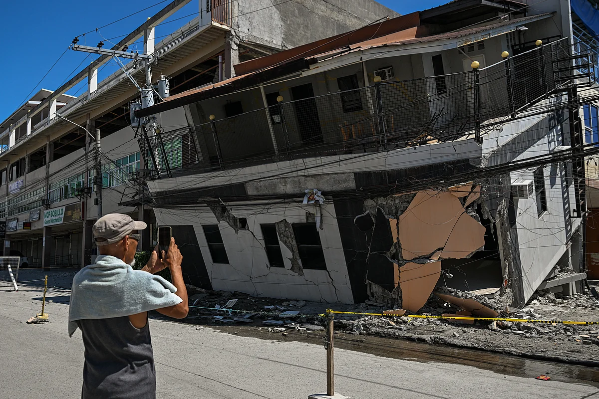 Earthquake in Philippines: Death toll hits 41, over 450 inju