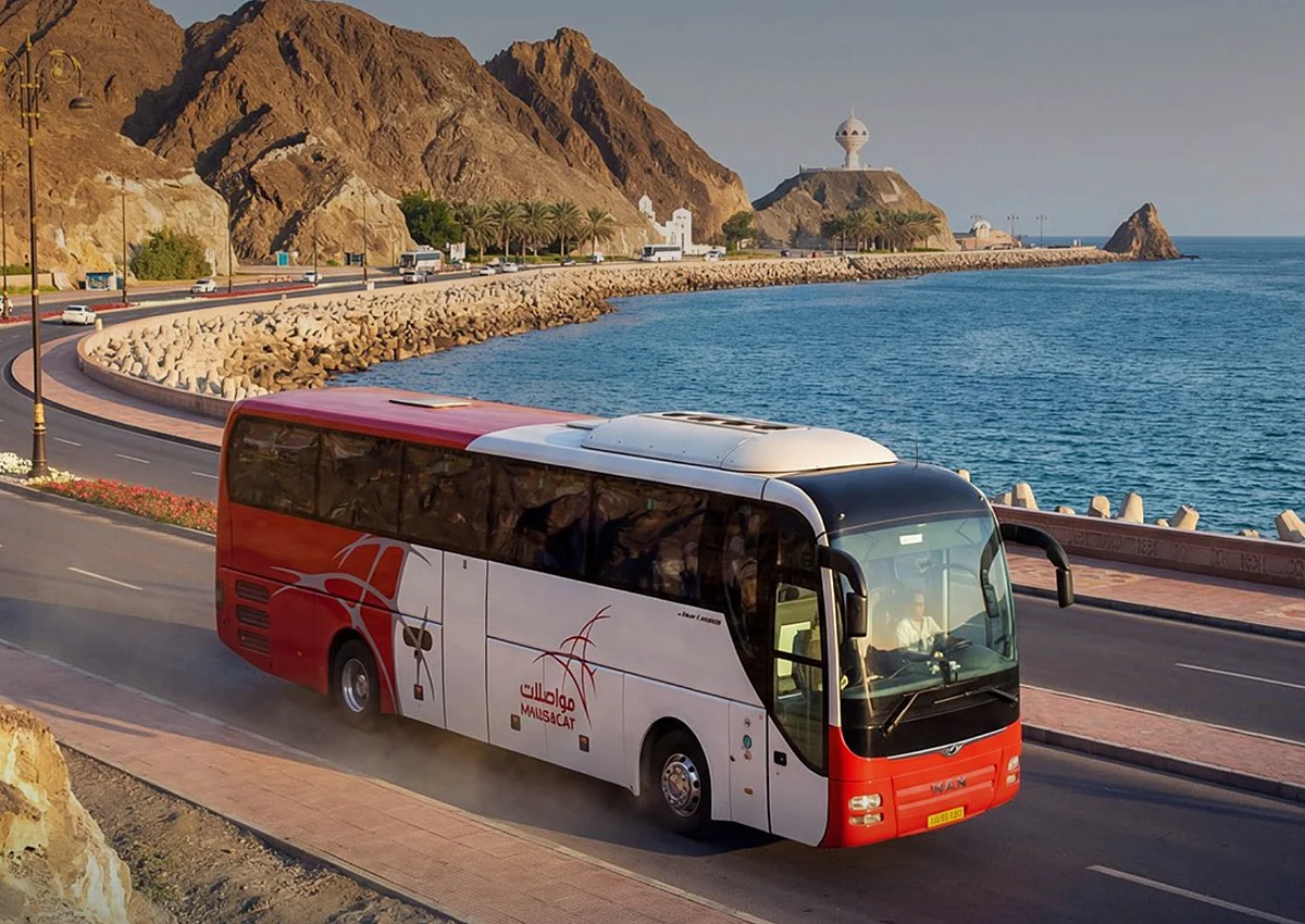 Sharjah RTA announces updated schedule for bus route to Oman