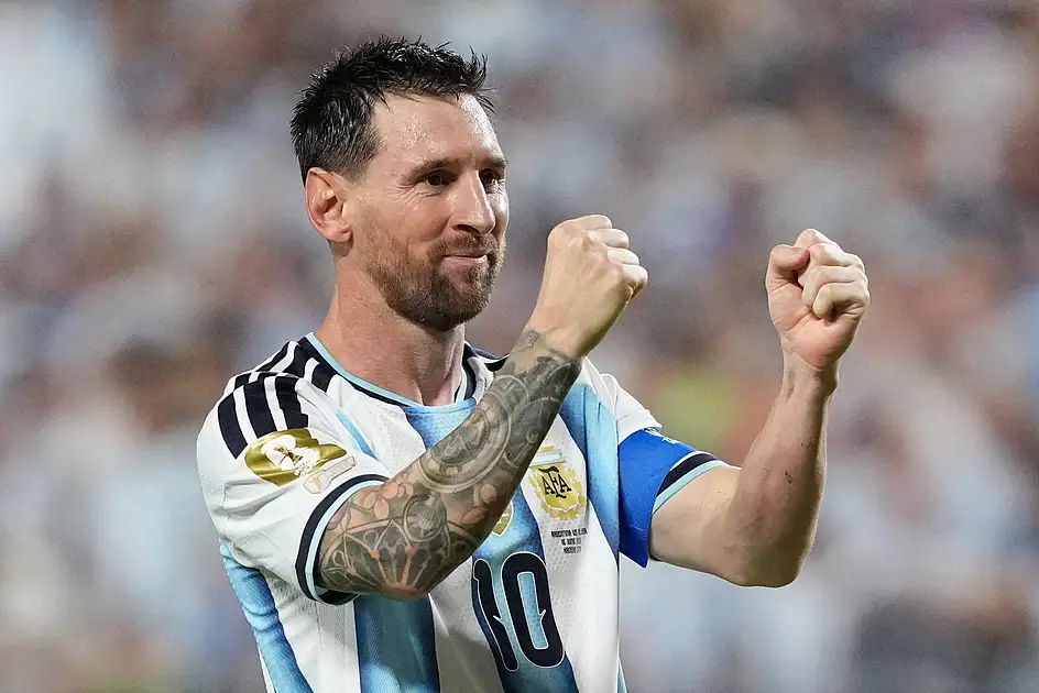 Lionel Messi erzielt seinen ersten WM-Hattrick und führt Argentinien zum ...
