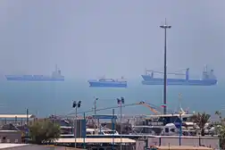 US seeks free Hormuz access from Iran as talks in Oman focus on strait