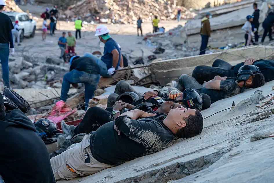 Starkes Nachbeben in Caracas spürbar, Tage nach den verheerenden Erdbeben
