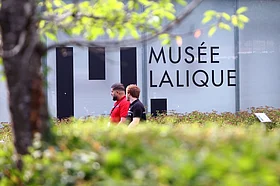 Burglars grab jewellery in lightning raid on France's Lalique museum