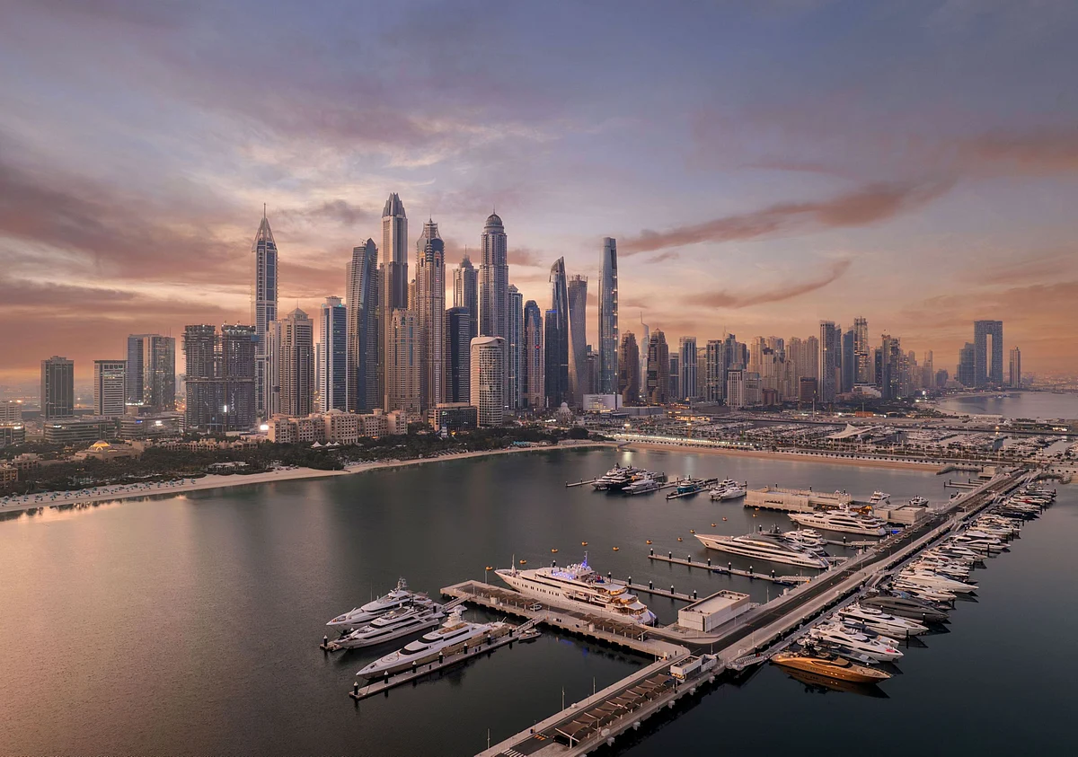 The Booming Waterfront Real Estate: A Golden Opportunity for Iranian Buyers in Dubai