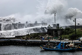 Typhoon Bavi: 14,000 Evacuated in Taiwan; Japan Islands Hit