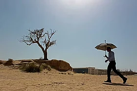 UAE temperatures soar past 50°C, defying traditional cooling expectations after Suhail star's rise