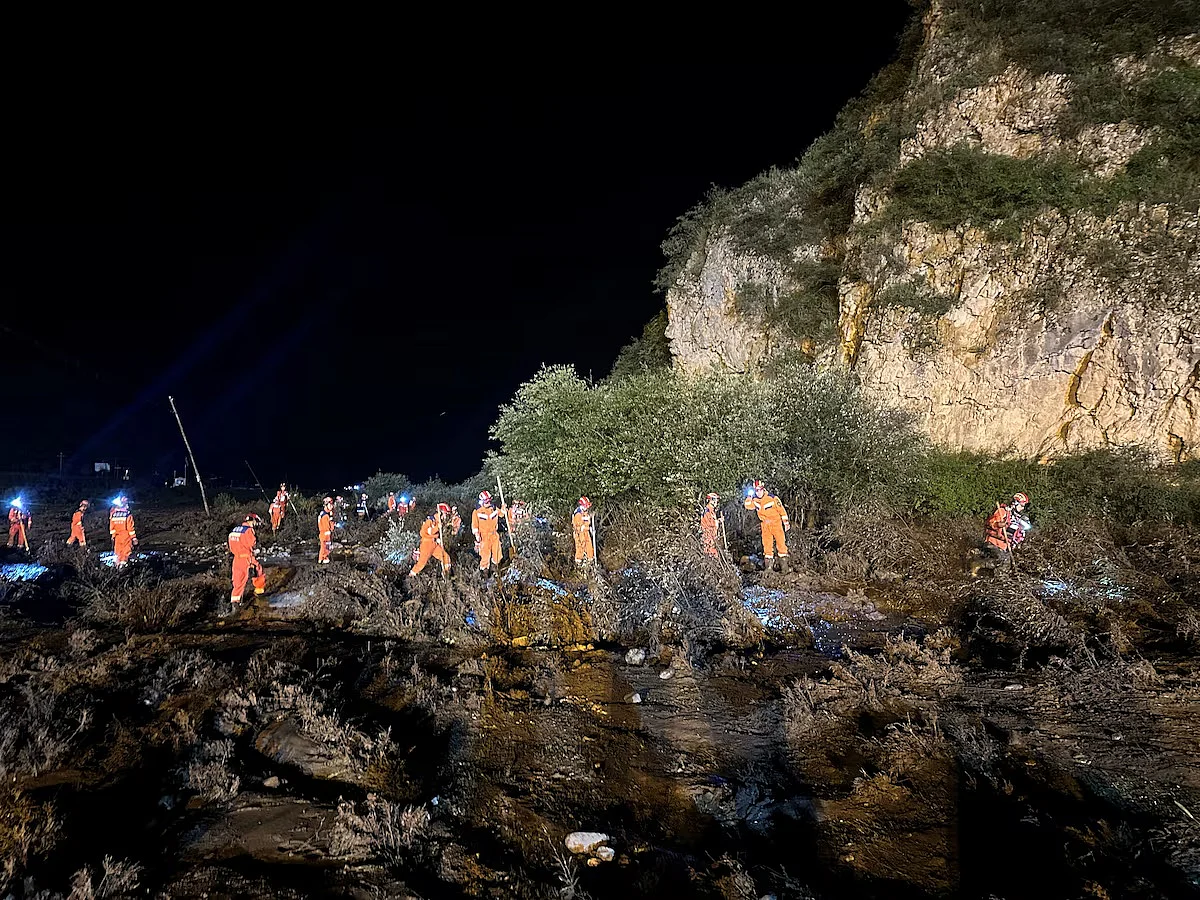 China Flash Flood Death Toll Rises to 25