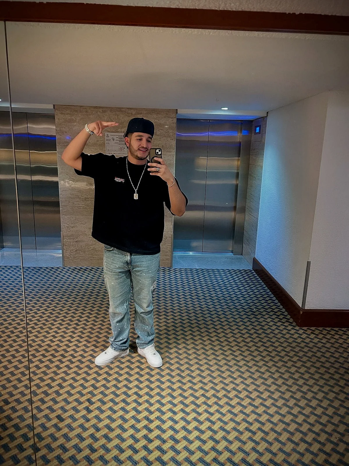 Mexican Influencer Cesar Gastelum Reportedly Shot Dead During Livestream