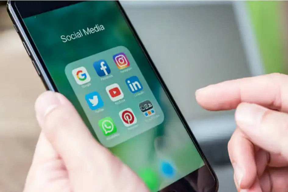 UAE Cyber Experts Warn of Malware Risk from WhatsApp and Telegram App Links