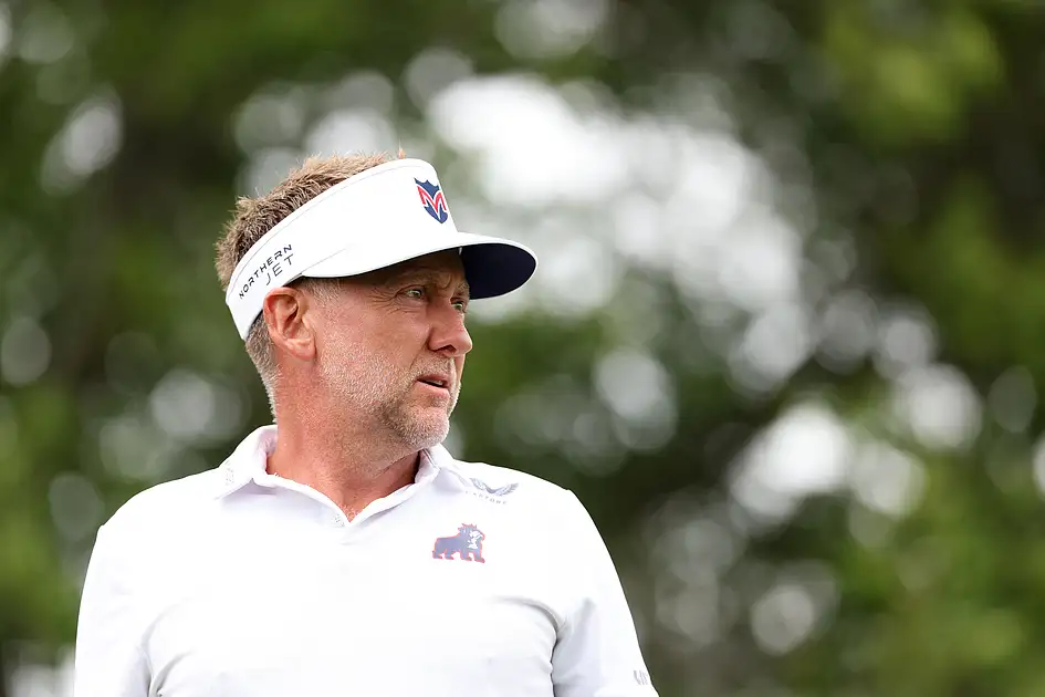 Der Engländer Poulter ist sich über seine Zukunft bei LIV Golf unsicher.