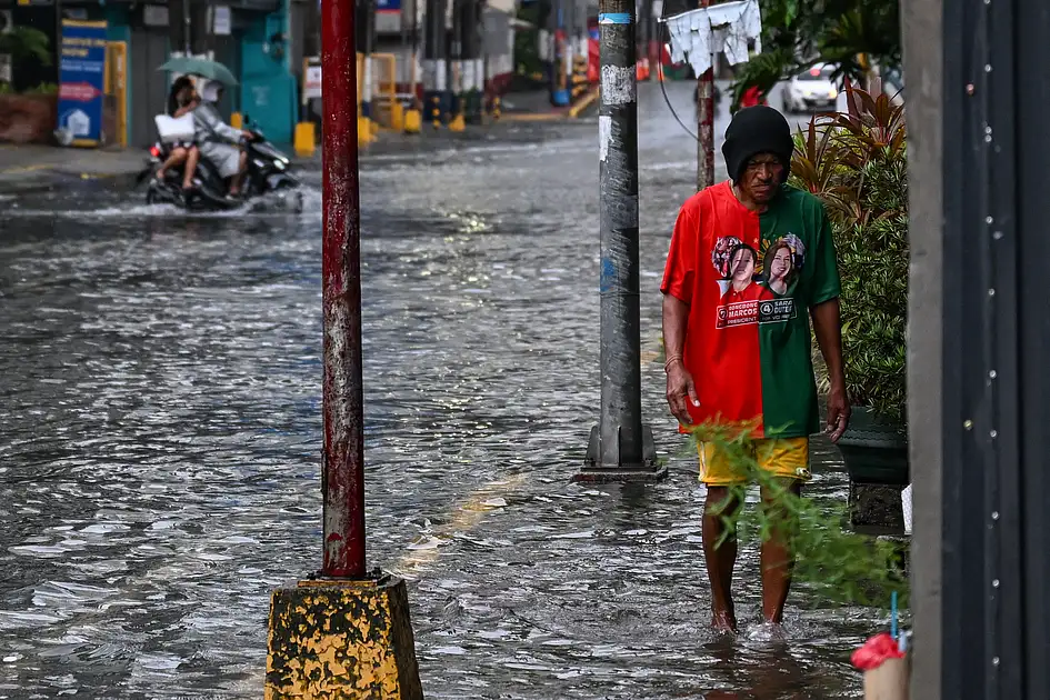 Layout Doc Part Abu Dhabi-Manila Etihad flight diverted as heavy rains hit parts of ...