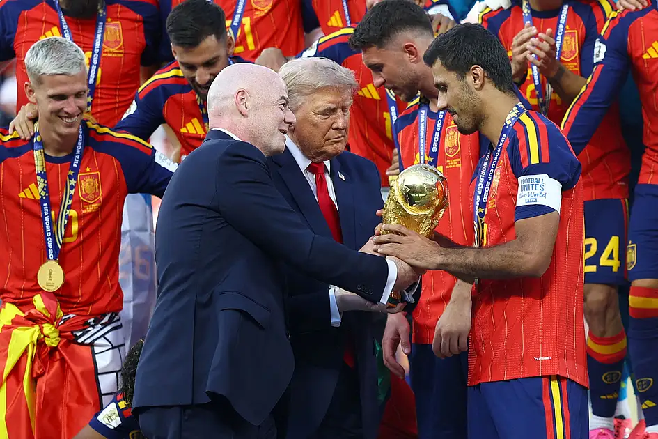 Fifa COO Kevin Lamour exits after Infantino public criticism