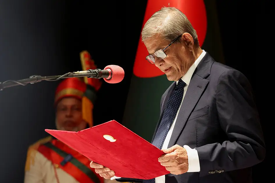 Die Führung der VAE gratuliert dem bangladeschischen Präsidenten Mirza ...