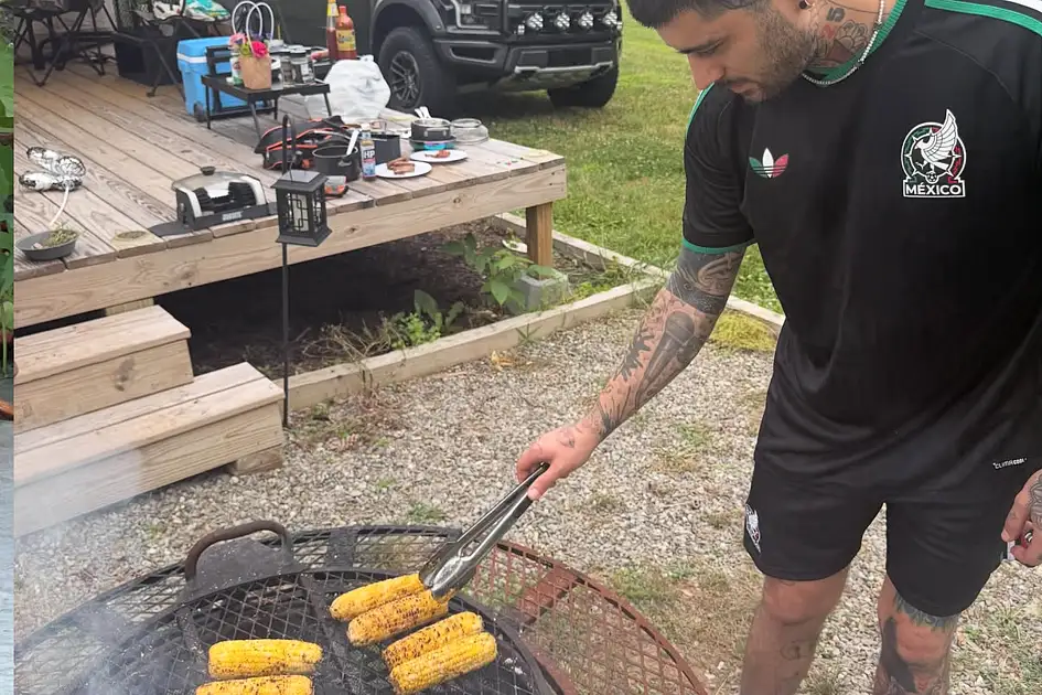 Zayn Malik goes viral grilling elotes in Mexico football jersey