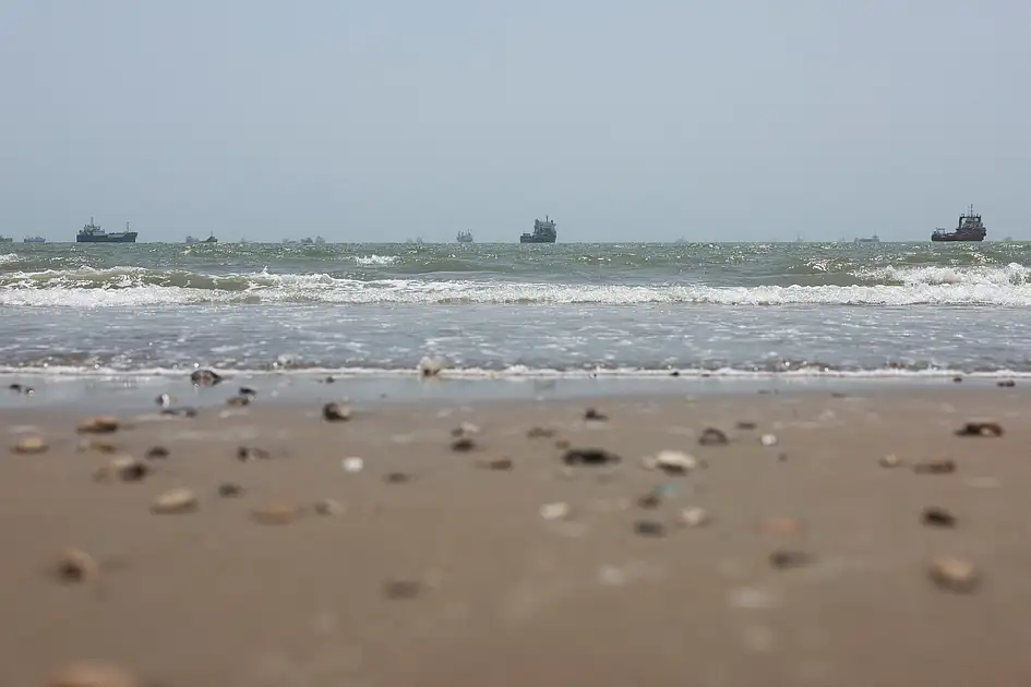 One-third of vessels blacklisted by Iran already attacked around Hormuz: AFP